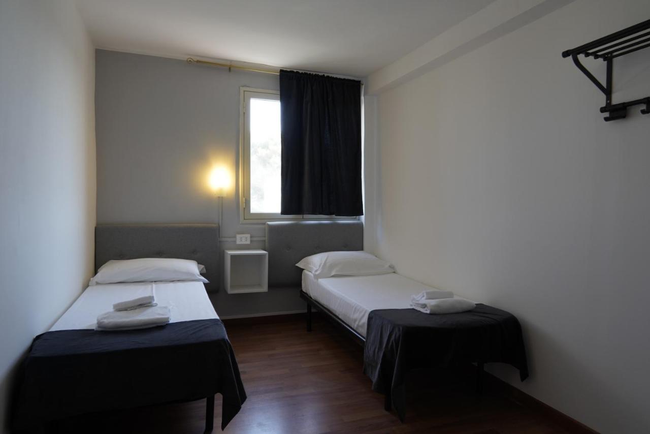 Airport Suite Катания Экстерьер фото